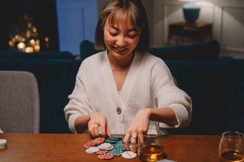 xì tố trực tuyến F8bet